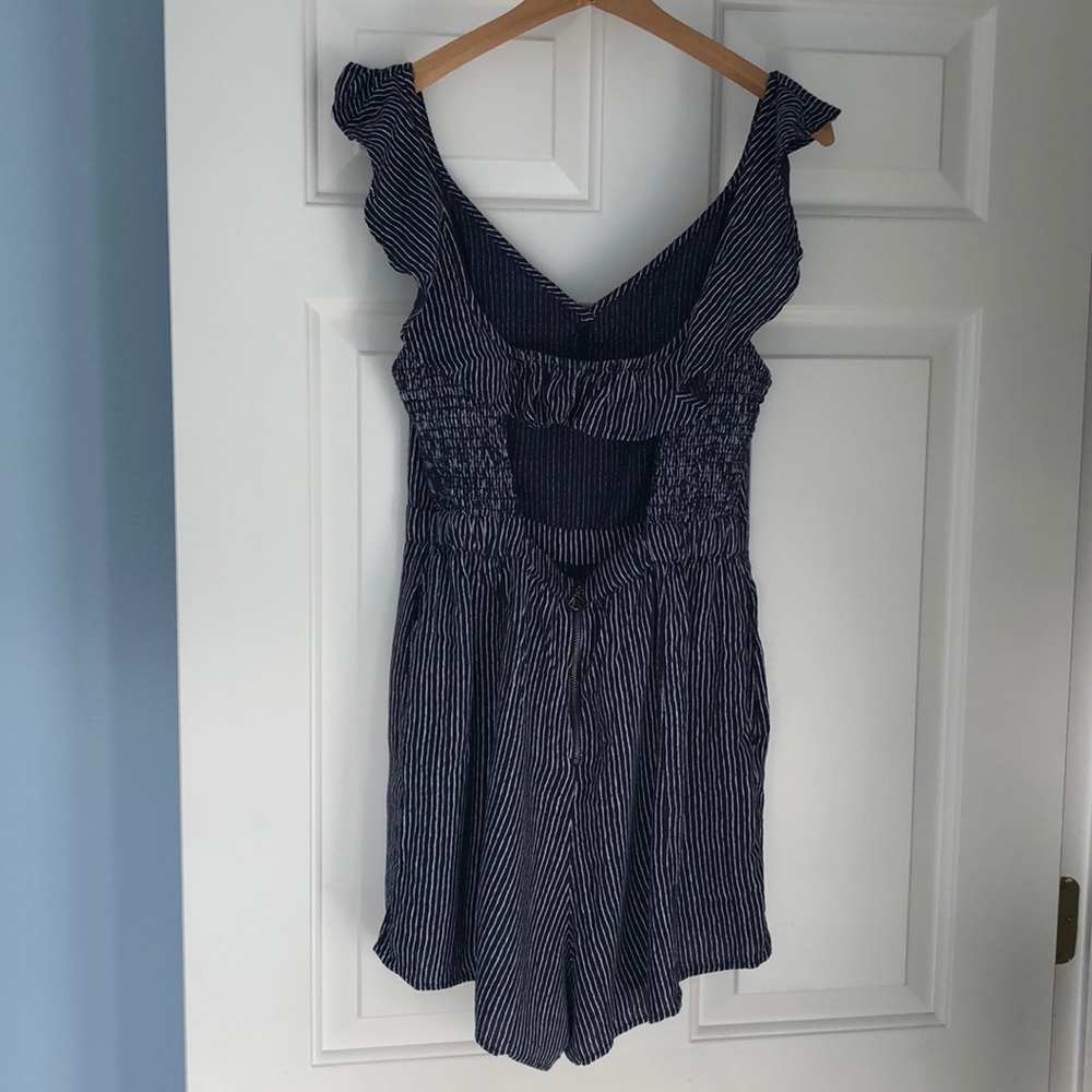 Romper - Picture 2 of 4